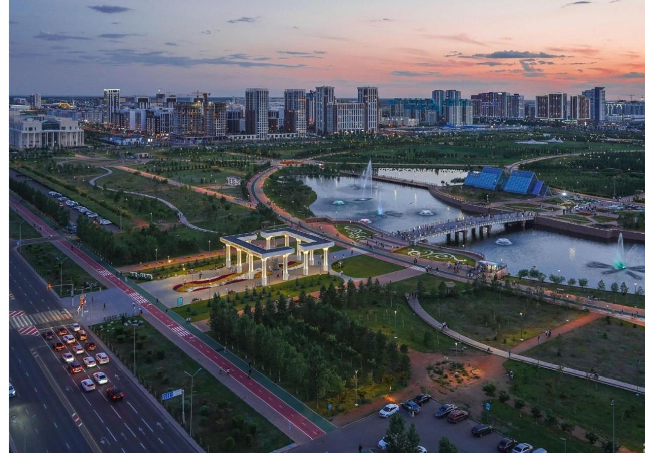 халал возле ботанического сада Nur-Sultan (Astana)